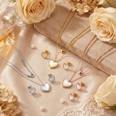 Temperament Mother Shell Love Necklace Earnail Clavicle Chain Two Piece Jewelry Set