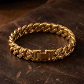 18K Gold Plated Engraved Cuban Link Bracelet for Men, Heavy  Stainless Steel Hip Hop Chain Bracelet